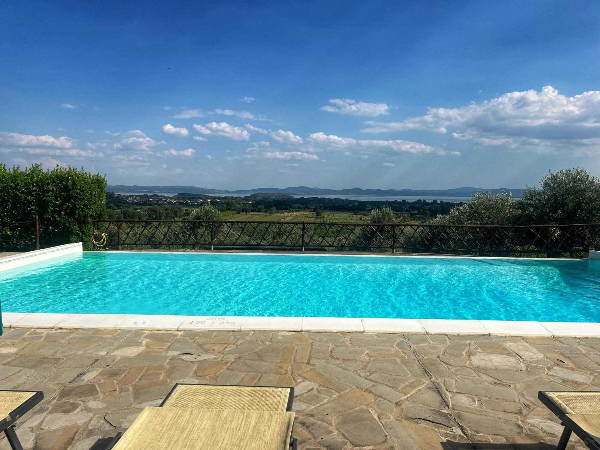Agriturismo Annibale Tuoro sul Trasimeno Exterior foto